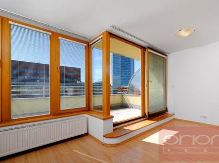 Pronájem bytu, 4+kk, 122 m²