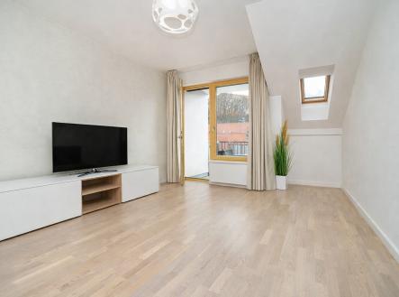 Pronájem bytu, 4+kk, 91 m²