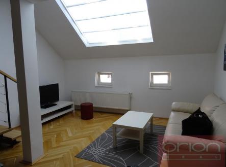 Pronájem bytu, 2+kk, 78 m²