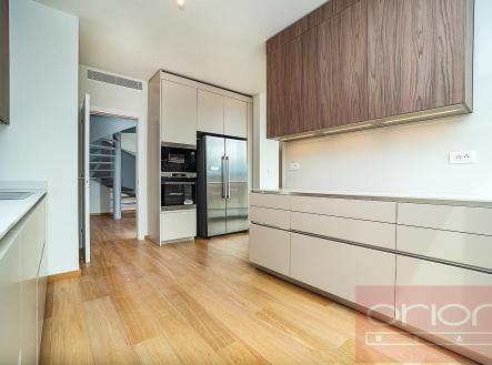 Pronájem bytu, 4+kk, 178 m²