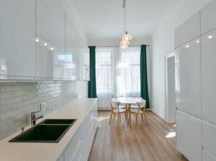 Pronájem bytu, 3+1, 101 m²