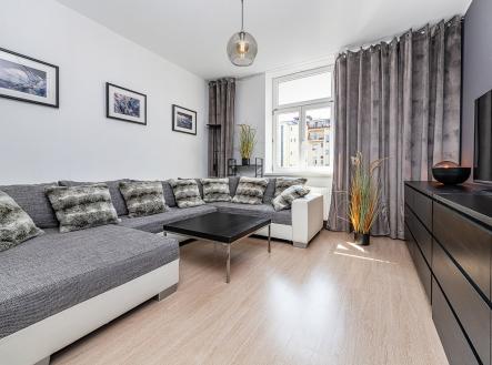 Pronájem bytu, 2+1, 100 m²