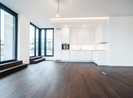 Pronájem bytu, 3+kk, 111 m²