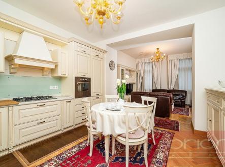 Pronájem bytu, 2+kk, 72 m²