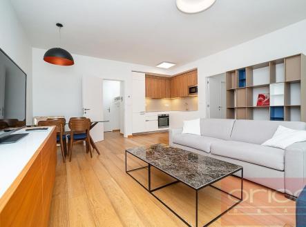 Pronájem bytu, 2+kk, 60 m²