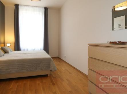 Pronájem bytu, 3+kk, 95 m²