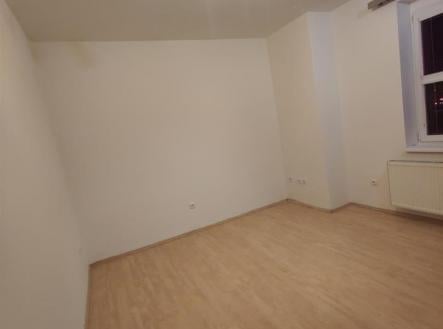 Pronájem bytu, 1+kk, 27 m²