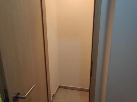 Pronájem bytu, 1+kk, 27 m²