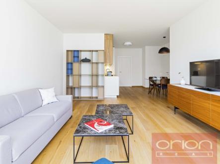 Pronájem bytu, 2+kk, 77 m²