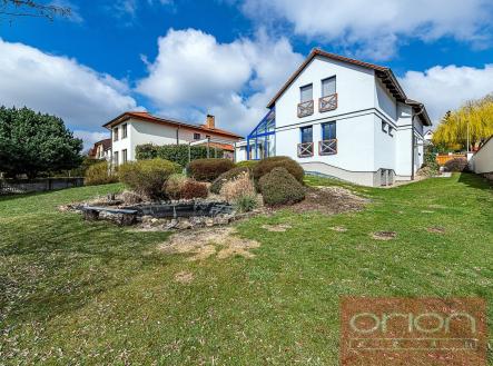 Pronájem domu/vily, 312 m² obrázek