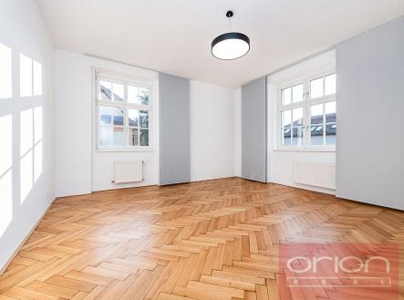 Pronájem bytu, 3+1, 140 m²