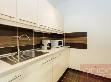 Pronájem kanceláře, 27 m²