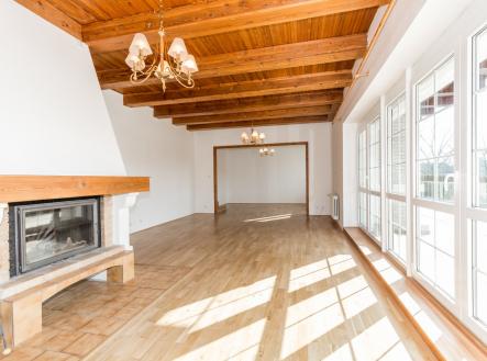 Pronájem domu/vily, 350 m²