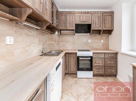 Pronájem bytu, 3+1, 82 m²