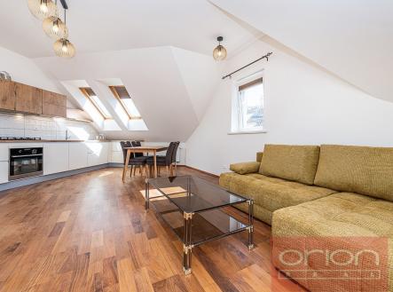 Pronájem bytu, 3+kk, 101 m²