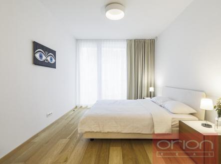 Pronájem bytu, 2+kk, 79 m²