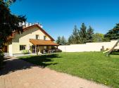 Pronájem domu/vily, 250 m²