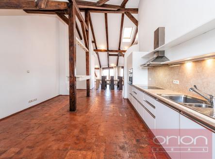 Pronájem bytu, 4+1, 282 m²