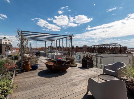 Pronájem bytu, 4+kk, 261 m²