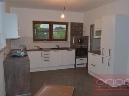 Pronájem domu/vily, 250 m²