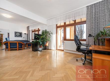 Pronájem bytu, 4+1, 131 m²