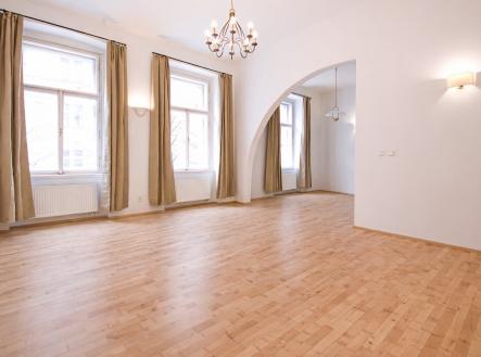 Pronájem bytu, 2+kk, 87 m²