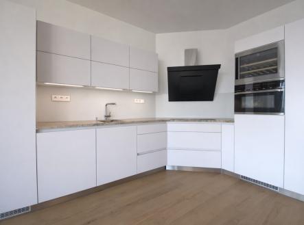 Pronájem bytu, 3+kk, 96 m²