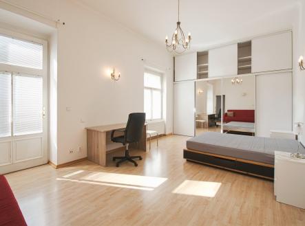 Pronájem bytu, 3+kk, 122 m²