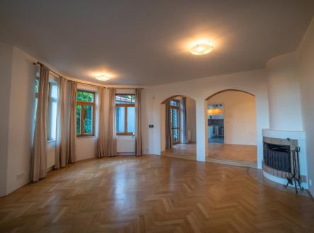 Pronájem domu/vily, 250 m²