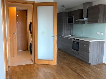 Pronájem bytu, 2+kk, 38 m²