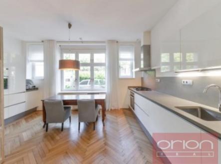 Pronájem bytu, 4+1, 120 m²