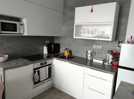 Pronájem bytu, 1+kk, 36 m²