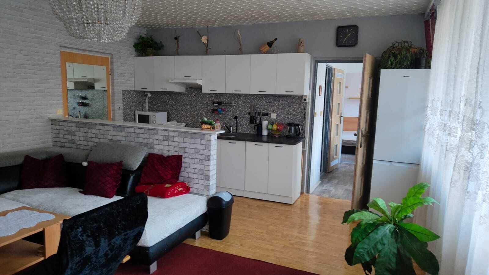 Pronájem bytu 2+kk/L Litevská, Kladno - Kročehlavy, 58m2