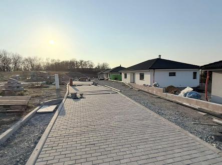 Prodej pozemku pro bydlení, 1 111 m²