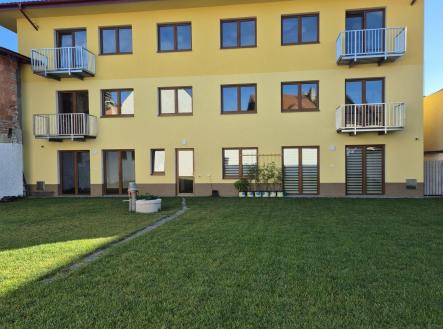 Pronájem bytu, 4+kk, 99 m²