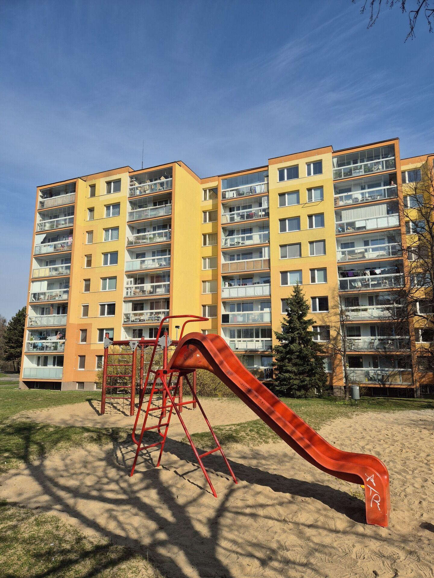 Prodej bytu 3+1 Praha 8, Kobylisy, ul. Dolákova