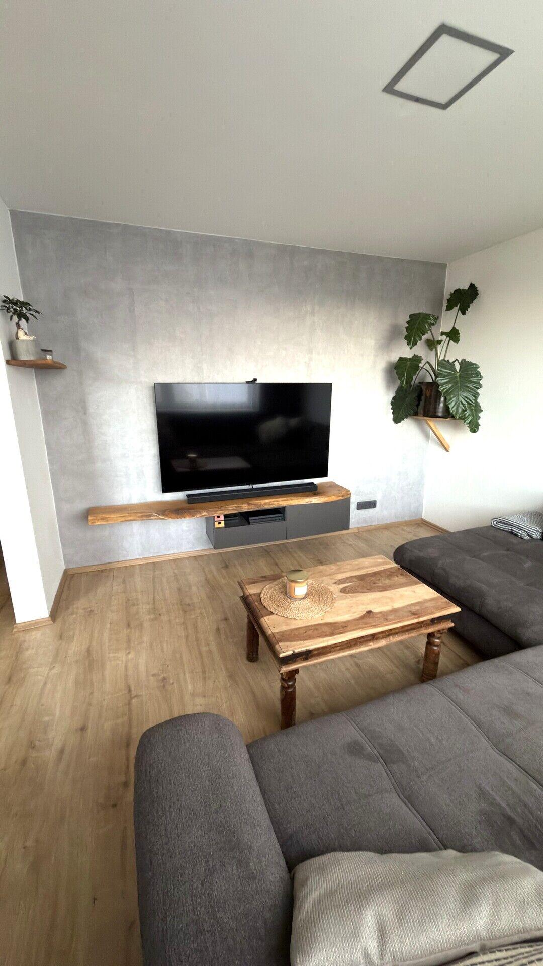 Pronájem bytu 4+1 s balkonem, Na Vyhaslém, Kladno