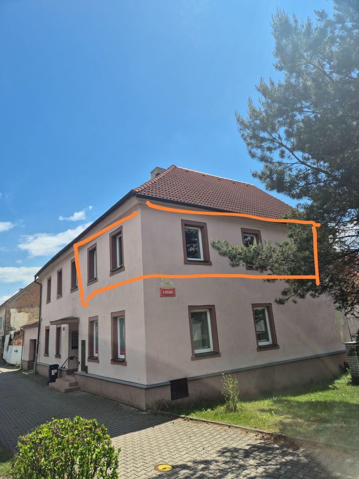 Pronájem moderního bytu 3+kk, 49 m² – Unhošť, ul. Pražská
