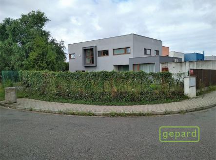 Prodej - pozemek, trvalý travní porost, 1 095 m²