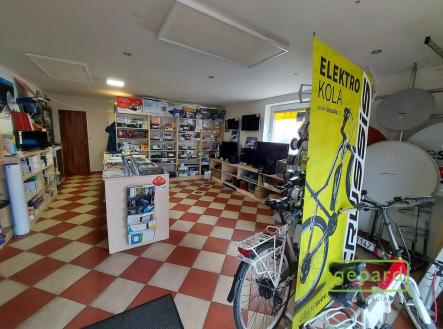 Pronájem obchodní prostor, 45 m²