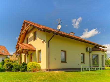 Prodej - dům/vila, 196 m²