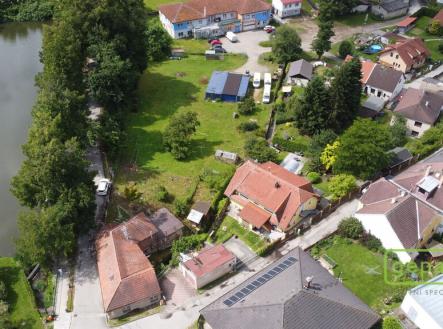 Prodej - pozemek pro bydlení, 862 m² obrázek