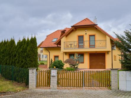 Prodej - dům/vila, 222 m²