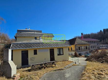 Pronájem jiné, 450 m²