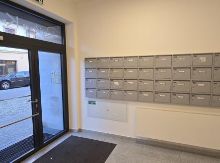 Pronájem bytu, 1+kk, 40 m²