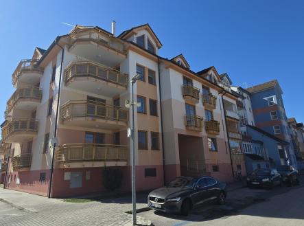 Pronájem bytu, 3+kk, 96 m²