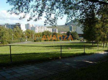 Prodej pozemku pro komerční výstavbu, 5 527 m²