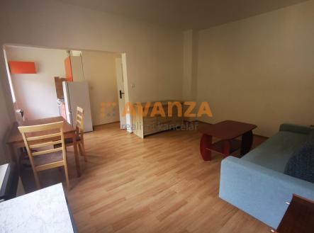 Pronájem bytu, 1+kk, 32 m²