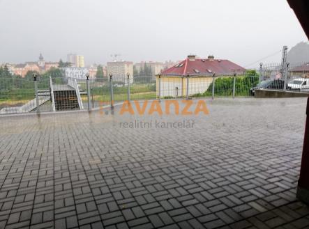 Prodej komerčního objektu, jiný, 1 000 m²