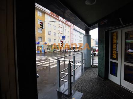 Pronájem obchodní prostor, 45 m²